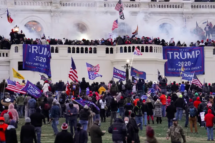 Case against Oath Keepers dismissed at White House's request